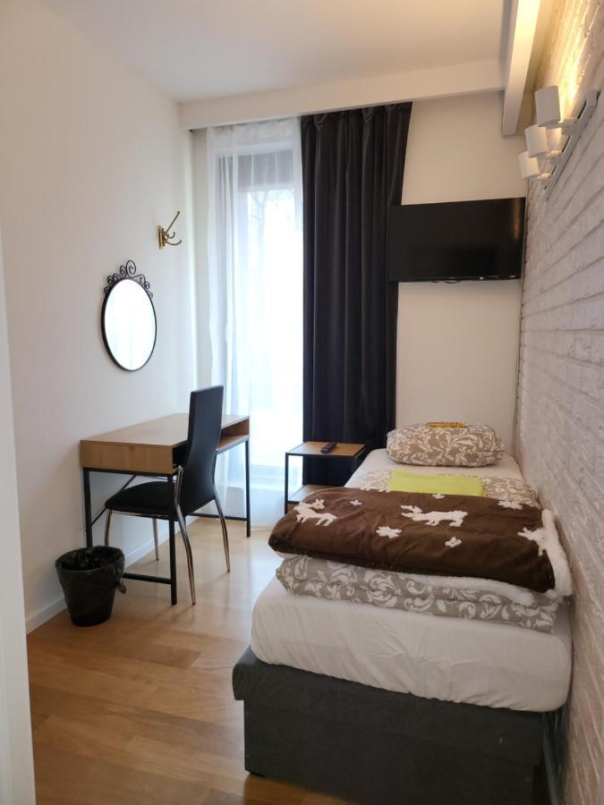 Amber Hostel Szlak Краков Экстерьер фото